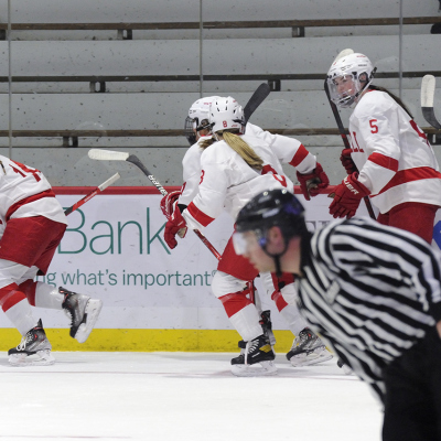 2021-2022Women's Ice Hockey