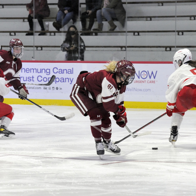 2021-2022Women's Ice Hockey