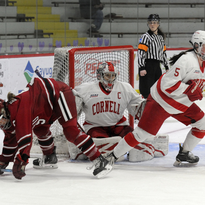 2021-2022Women's Ice Hockey