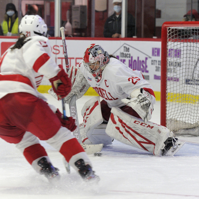 2021-2022Women's Ice Hockey