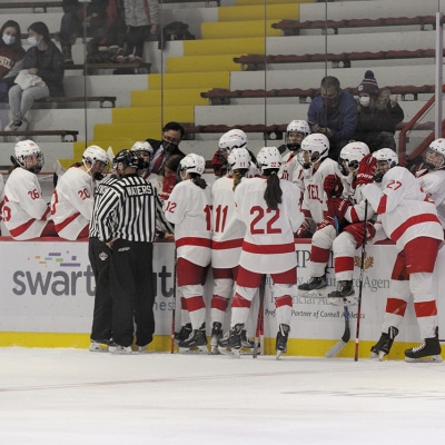 2021-2022Women's Ice Hockey