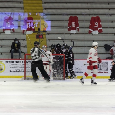 2021-2022Women's Ice Hockey